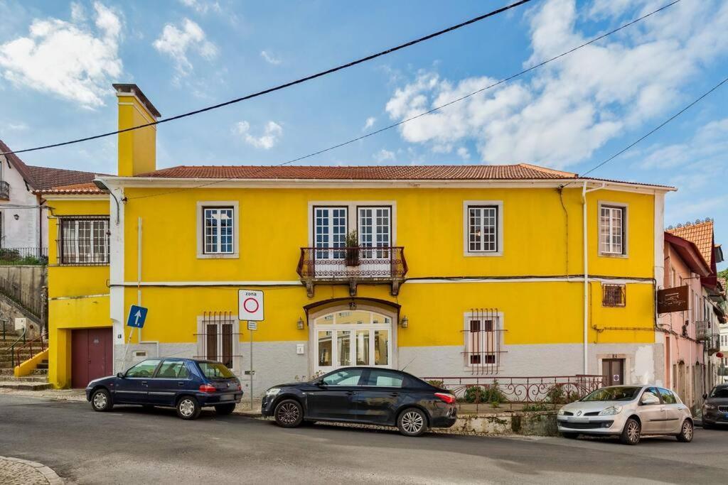 A Casa Amarela De Sintra Apartment Luaran gambar